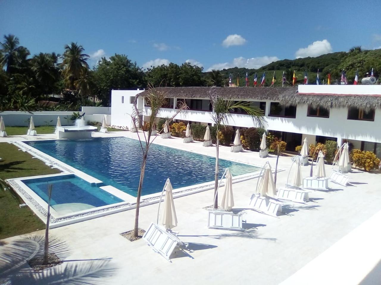 Oasi Encantada - Beach Resort Barahona ภายนอก รูปภาพ