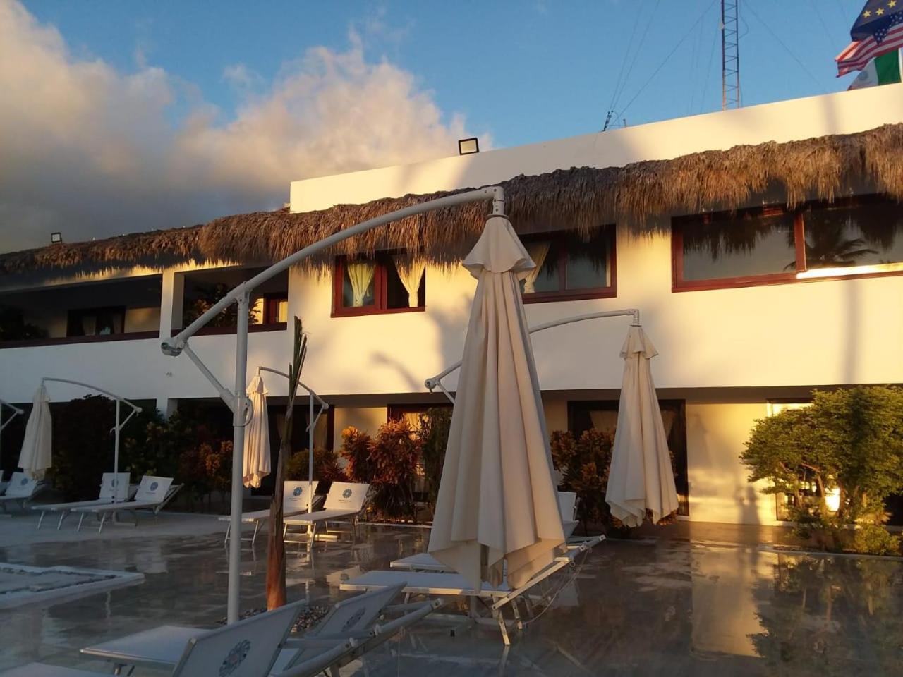 Oasi Encantada - Beach Resort Barahona ภายนอก รูปภาพ