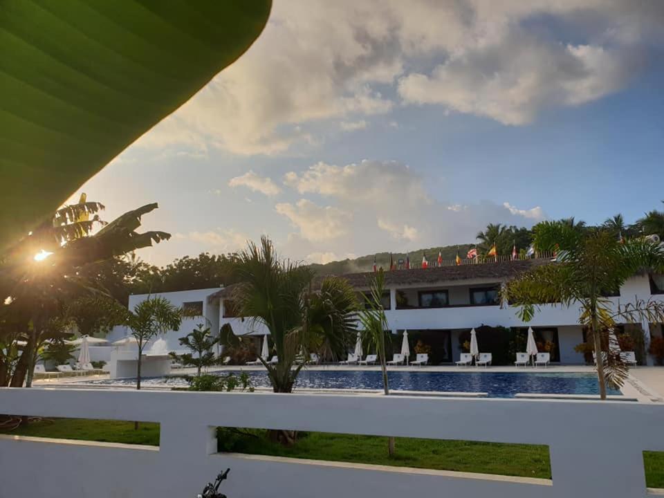 Oasi Encantada - Beach Resort Barahona ภายนอก รูปภาพ