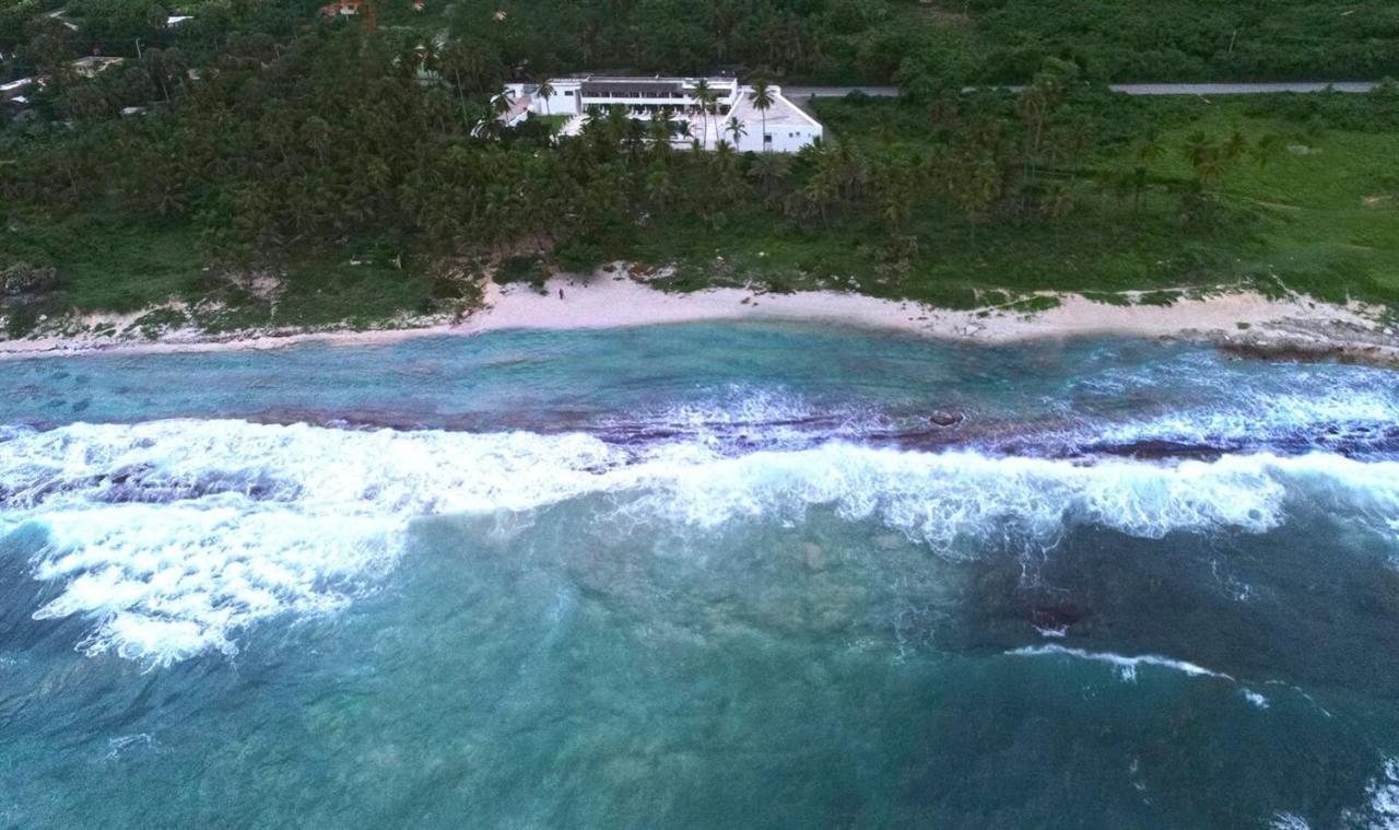 Oasi Encantada - Beach Resort Barahona ภายนอก รูปภาพ