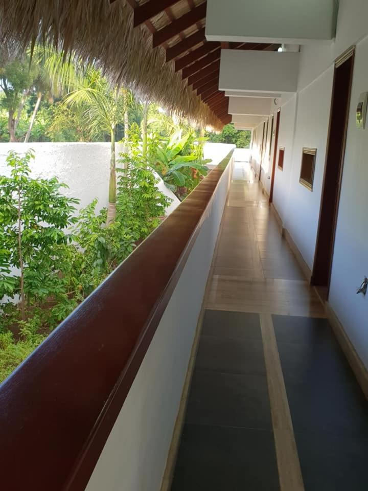 Oasi Encantada - Beach Resort Barahona ภายนอก รูปภาพ