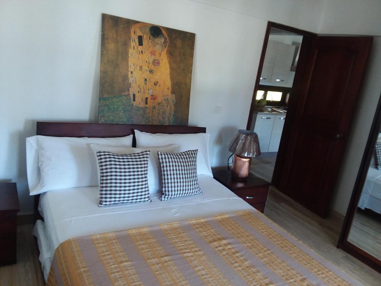 Oasi Encantada - Beach Resort Barahona ภายนอก รูปภาพ